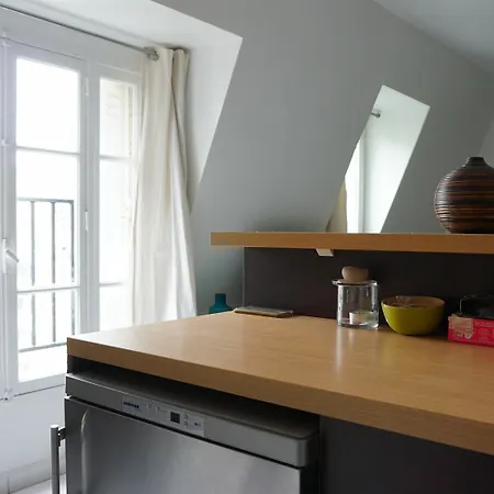 Champs-elysees - 2 Pieces - 16 Apartment Paris